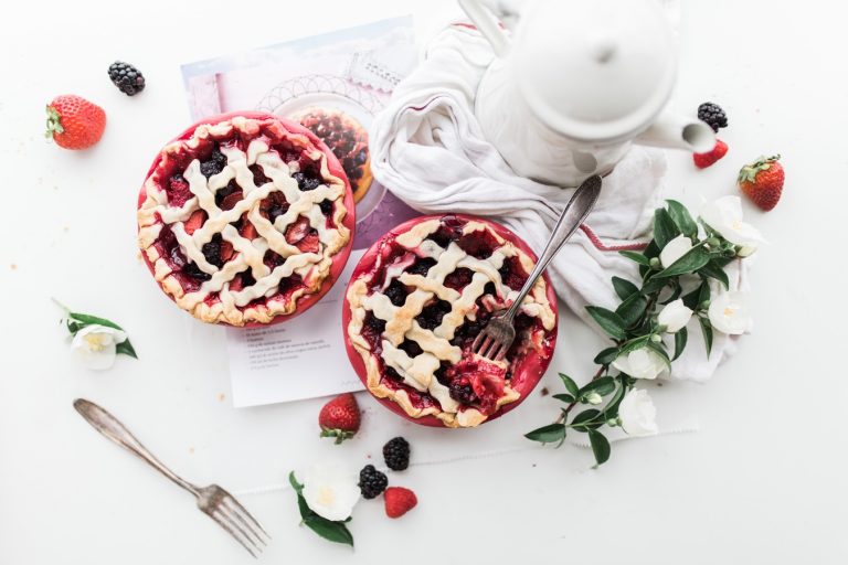 Strawberry And Raspberry Pie