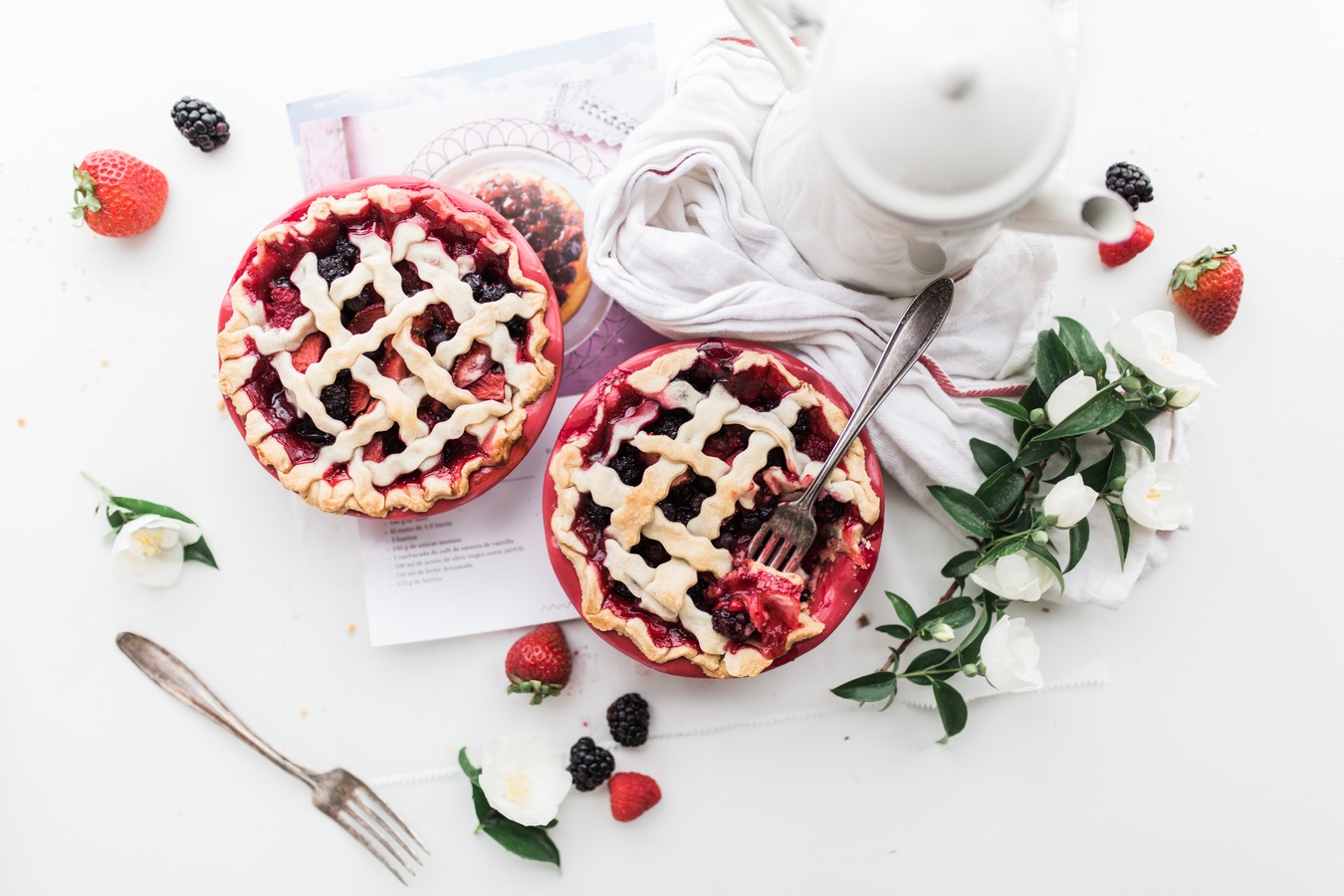 Strawberry And Raspberry Pie